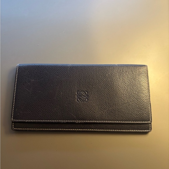 Elegant Black Leather Wallet - Picture 1 of 5